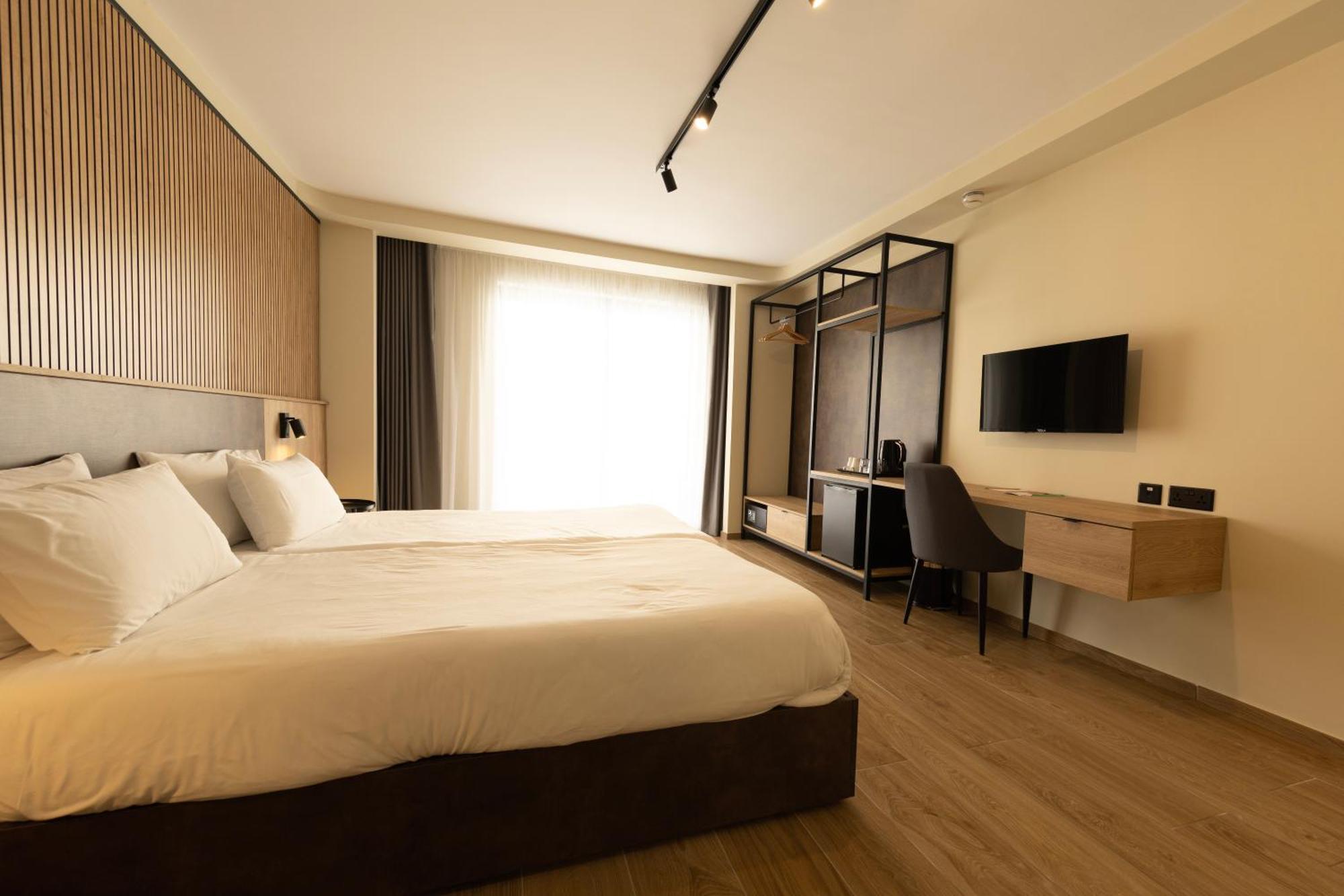 East Sliema Suites Bagian luar foto