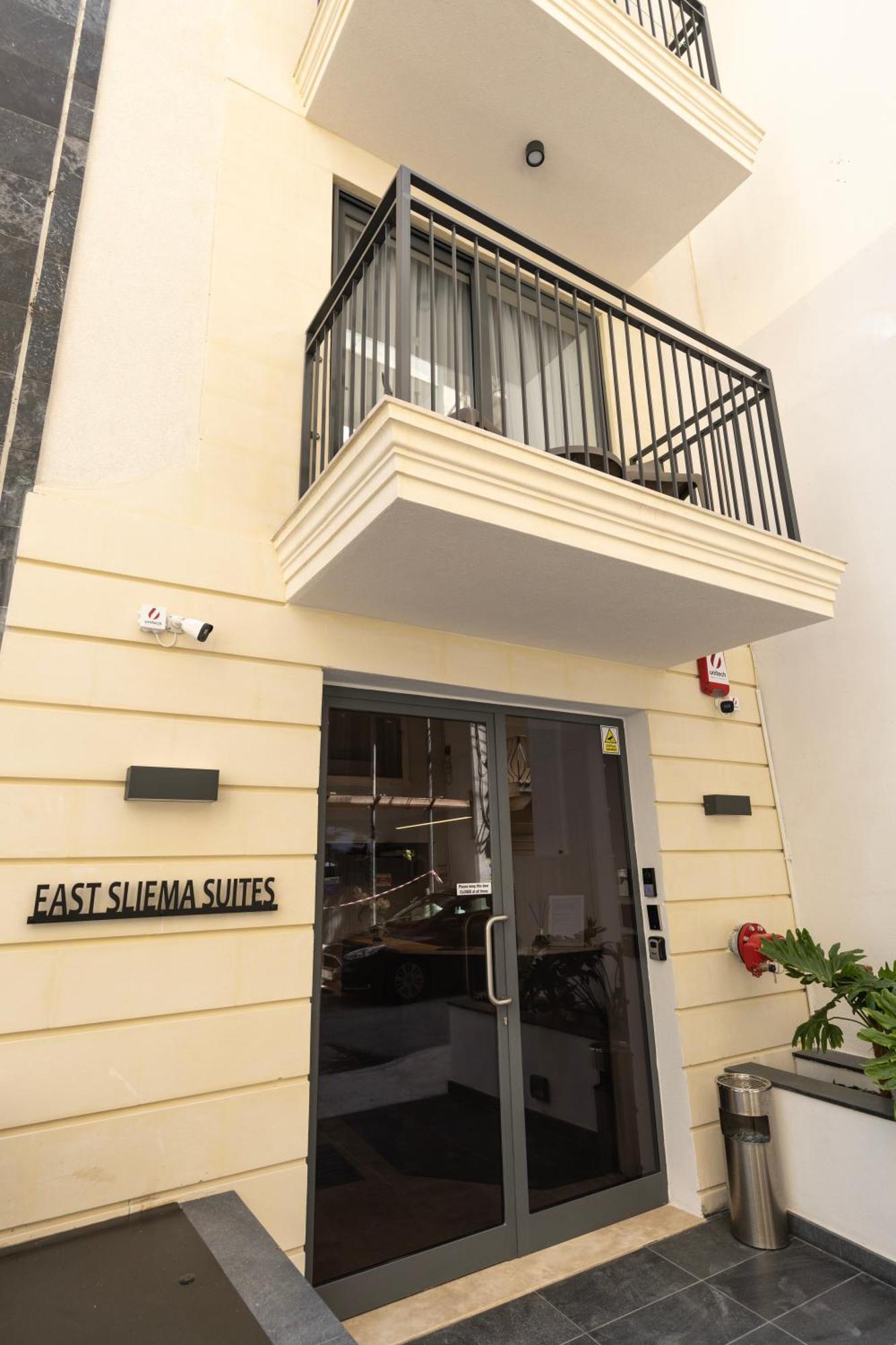East Sliema Suites Bagian luar foto