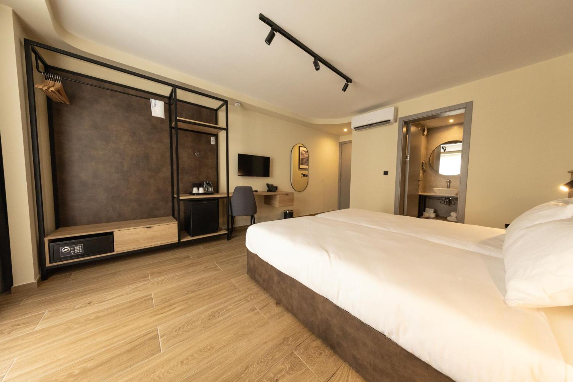East Sliema Suites Bagian luar foto