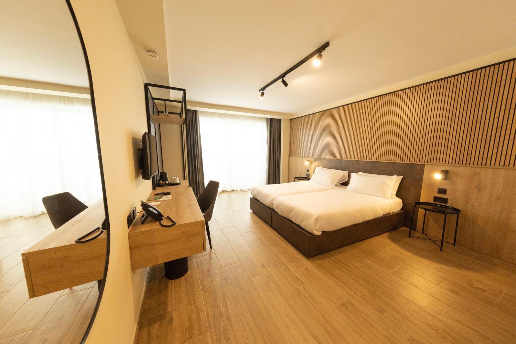 East Sliema Suites Bagian luar foto