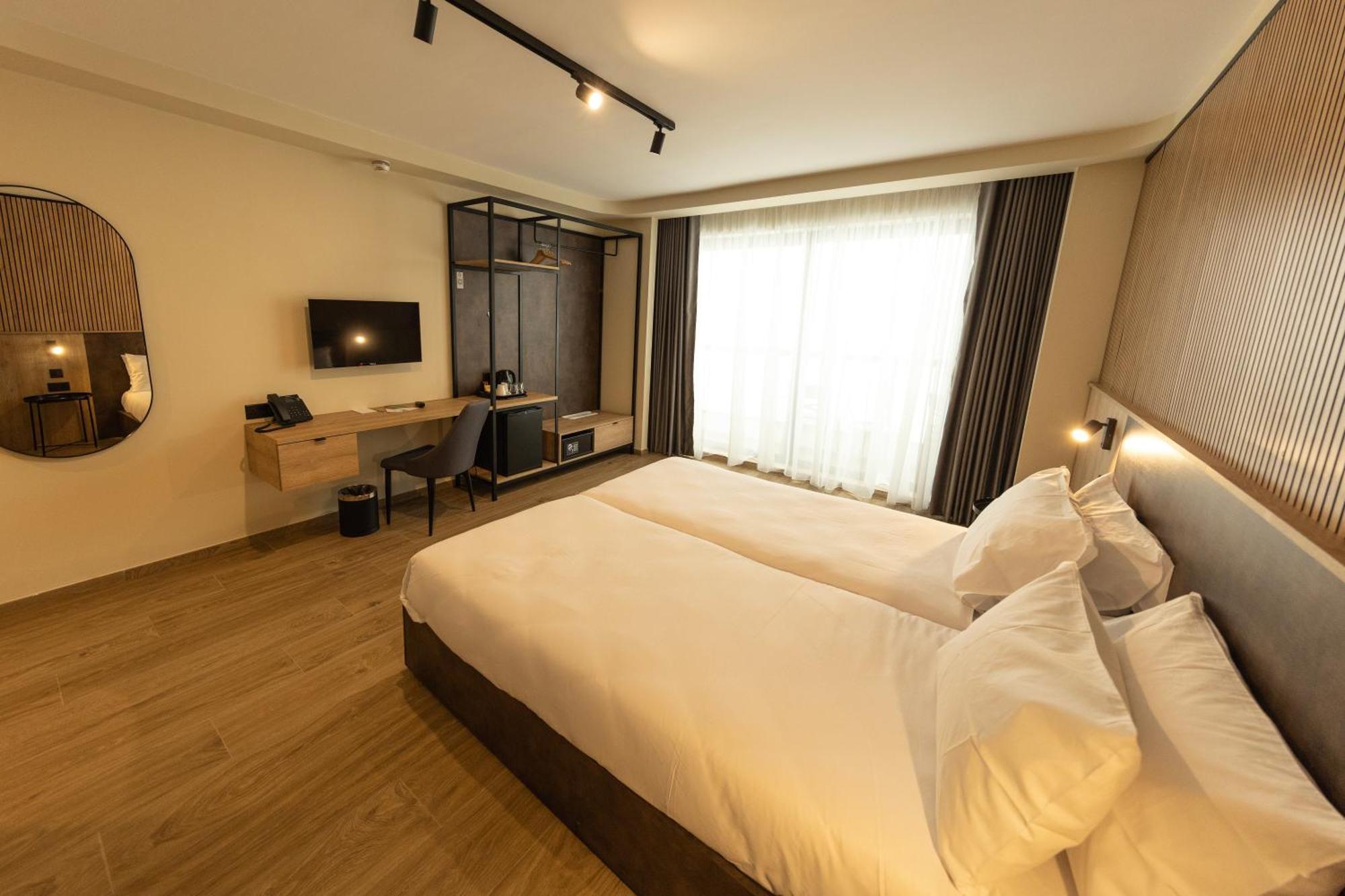 East Sliema Suites Bagian luar foto